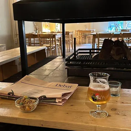 Luxe De Cuberdon In 木屋